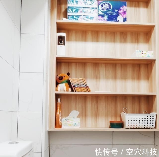 玄關(guān)|她買下42㎡單身公寓,一家三口住,客廳不放沙發(fā),陽臺當(dāng)榻榻米