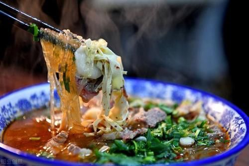 人因|11人因牛肉汤进急诊！冬季进补就一定要喝牛羊肉汤吗？