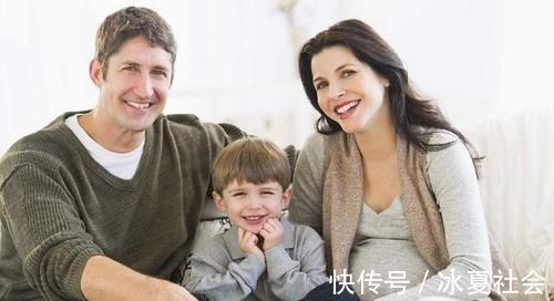 家庭地位|家长坚持三不做,孩子更出息,可惜最后一点多数家长做不到