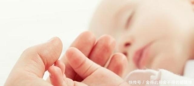 父母|2-3个月宝宝解锁的4个新技能，若具备说明发育很健康，父母可自查