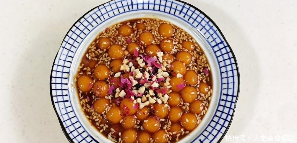 50岁小姨皮肤像25，用南瓜搭配1种食材当早餐，面膜钱都省了