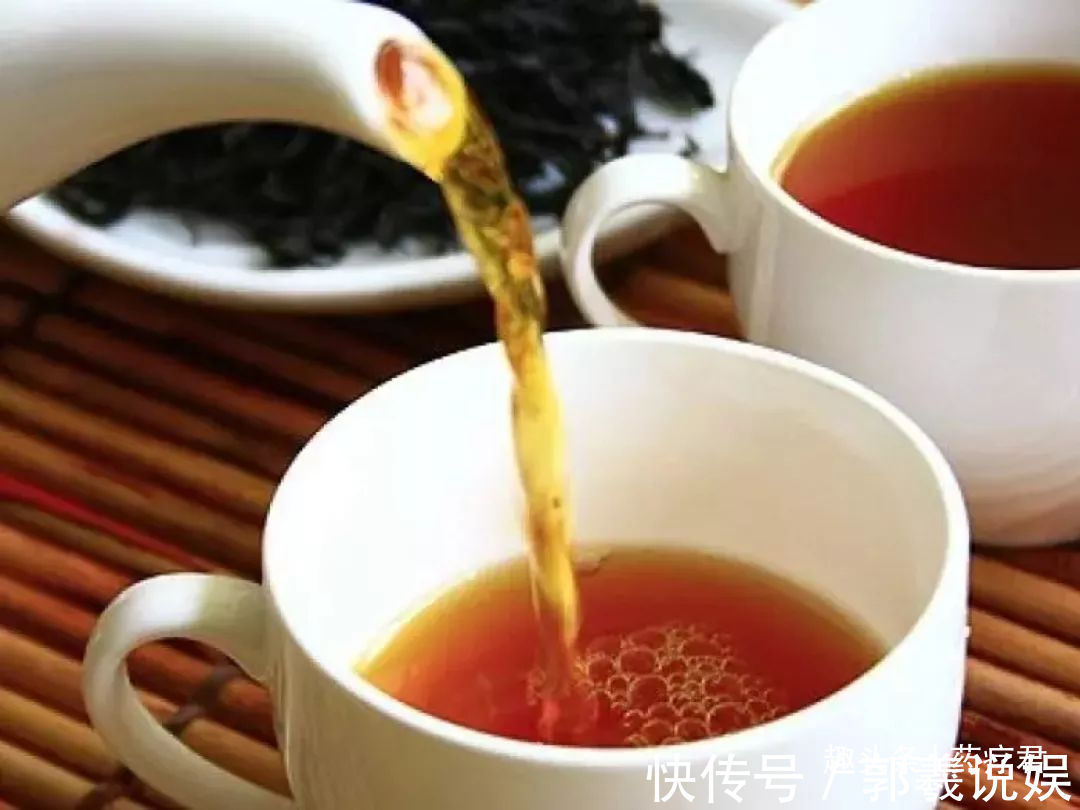 茶叶|红茶与绿茶，哪个更适合血压高的人喝可别再喝错了