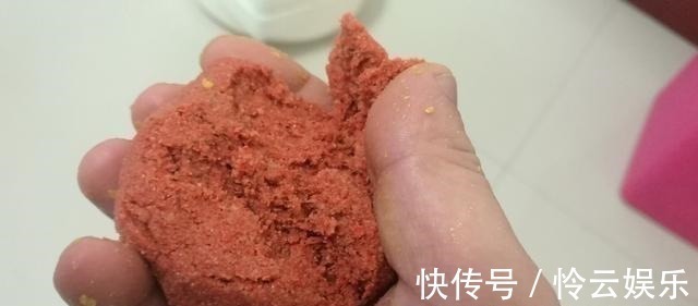 饵料要香甜可口,钓鱼才会好用别犯傻,这反而是个圈套