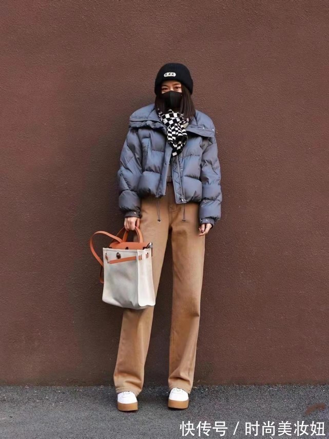 基础款 今年出镜率最高的“羽绒服”,不仅保暖洋气还显腿长,小个子照搬