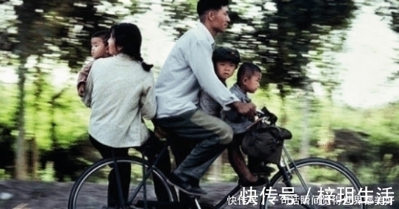 二胎|父母不在了,成家的姐姐不管我,没了父母后“亲姐弟不如远亲”