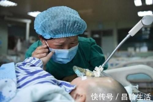 大病|六月大宝宝总爱摸自己头,宝妈发现异常送医院,医生夸赞很及时!