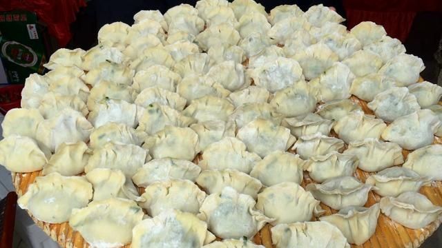 鲅鱼饺子好吃，“调馅”有诀窍，教你正确方法，鲜嫩不腥，真好吃