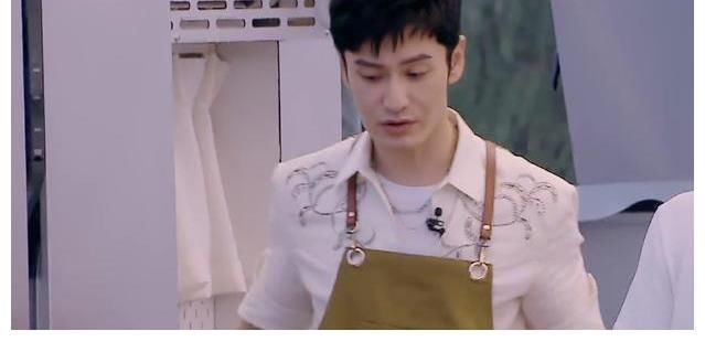 周也|谢谢你龚俊,让我对《中餐厅》还有一丝丝执念