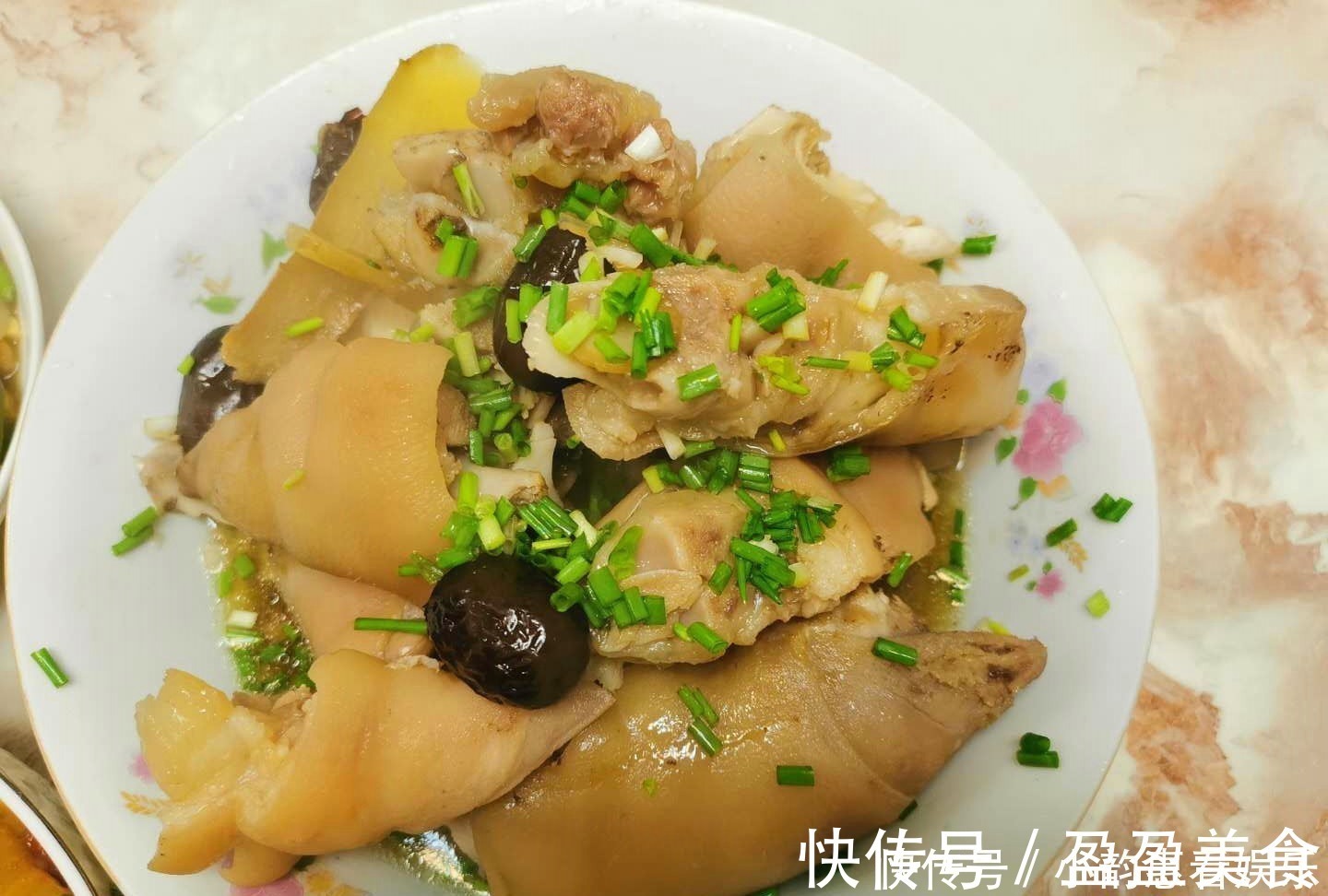 花生米|小姑子一家光临，弟妹做的8菜1汤在朋友圈火了，网友：真舍得