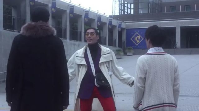 印章|假面骑士Revice The Mystery第二集剧情简介,门田超人再次倒下