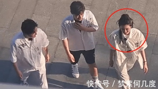 極限挑戰(zhàn)|極限挑戰(zhàn)6下期未播先火,迎來最有“牌面”嘉賓,看清是誰,懵了