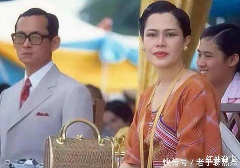 老泰王年轻好帅!仿佛油画走出的贵公子,可惜后代颜值跑偏了