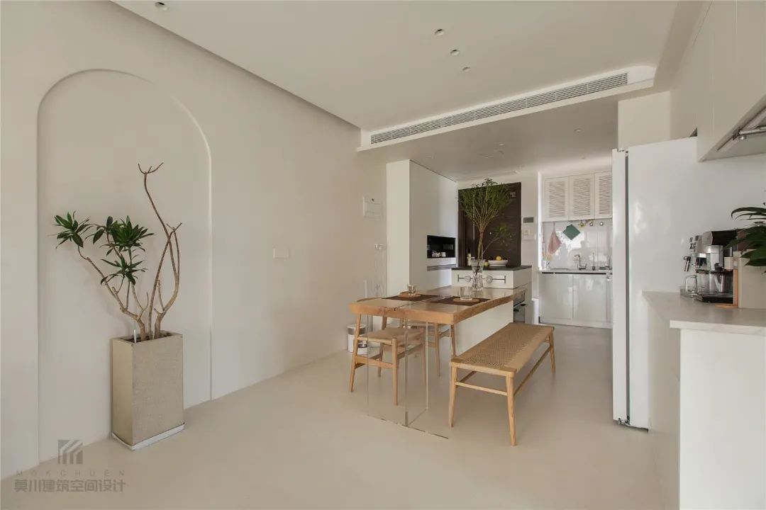 布置|90㎡现代侘寂风,极简的空间,优雅的线条,舒适的软装