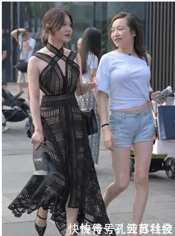 连衣裙|同样是“吊带”连衣裙,小姐姐的是“剪纸”设计吧好独特