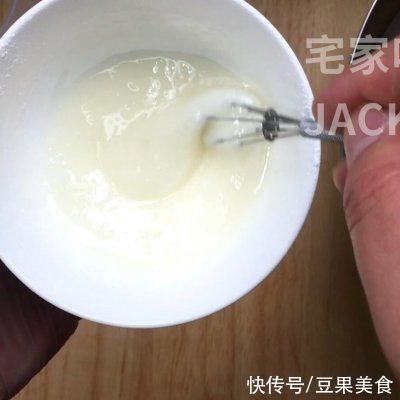 鸡蛋|柠檬夹心磅蛋糕，入口层次丰富，甜而不腻，口齿留香，滋味无穷