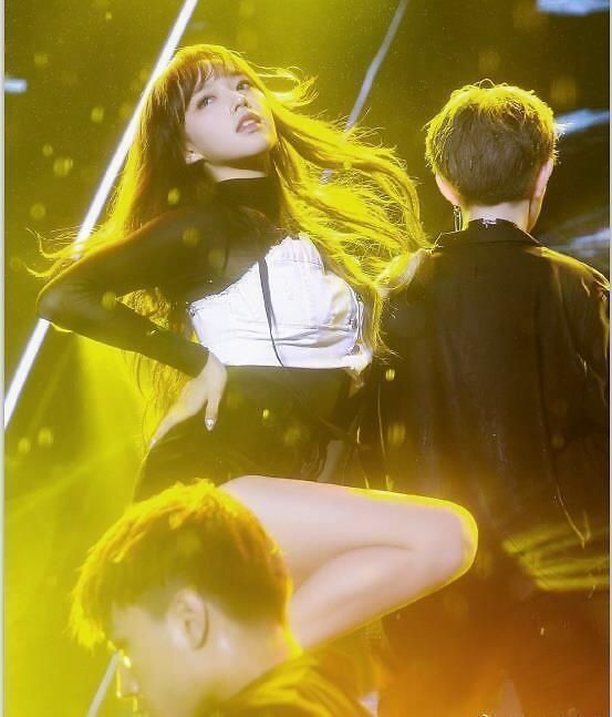 乐华娱乐|火箭少女101即将解散,乐华娱乐组建五人新团,程潇出任队长