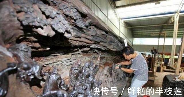 木头!男子造根雕500罗汉,富豪开价100万后又反悔,现今烂在仓库长出蘑菇