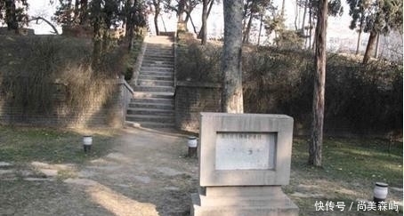 清末|他陪伴慈禧53年,成清末最有权势的太监,坟墓被掘后场景很诡异