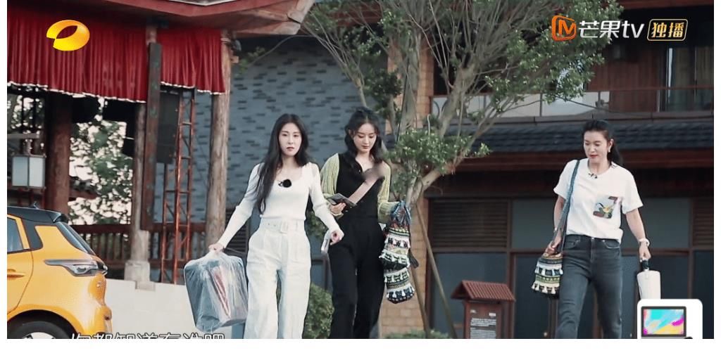 宁静|《中餐厅5》到底有多假?客人吃到生米线不吭声,赵丽颖反应得体