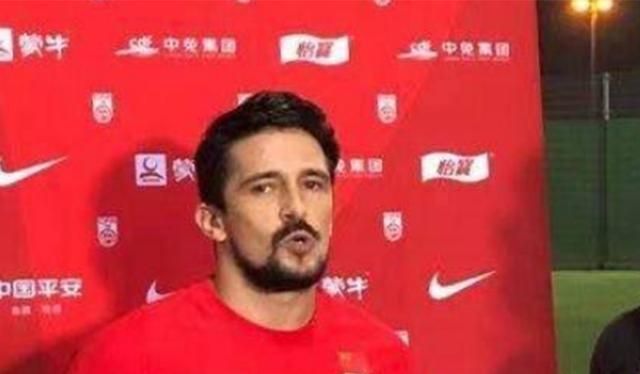 广州队|广州队:不排除踢不了中超的可能 足球报:恒大足球 退场也请体面