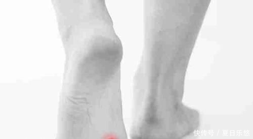 腰痛|踮脚不仅养生还防病?按3种方式踮脚,对身体有4大好处,不妨试试