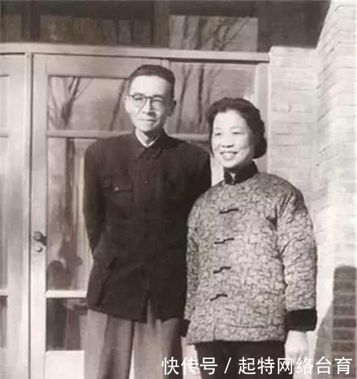 她是民国最惨名媛,被初恋欺骗,遭丈夫劈腿,最后还被情敌坑惨了