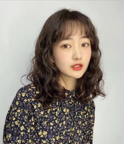 女性|女发别乱剪，高人气发型20款送给大家，很多女性都喜欢