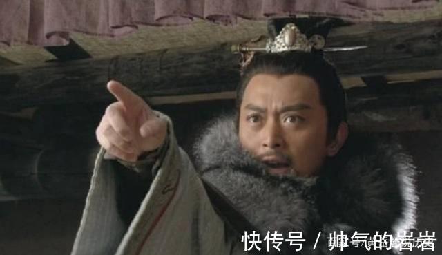 宋江!水浒中宋江对四人说过让位,没一人敢接,两人敢接他又不敢让