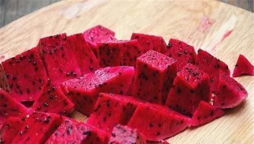 女性|女性想年轻漂亮,常吃3物,活血养颜,滋补身体,缓解身体不适