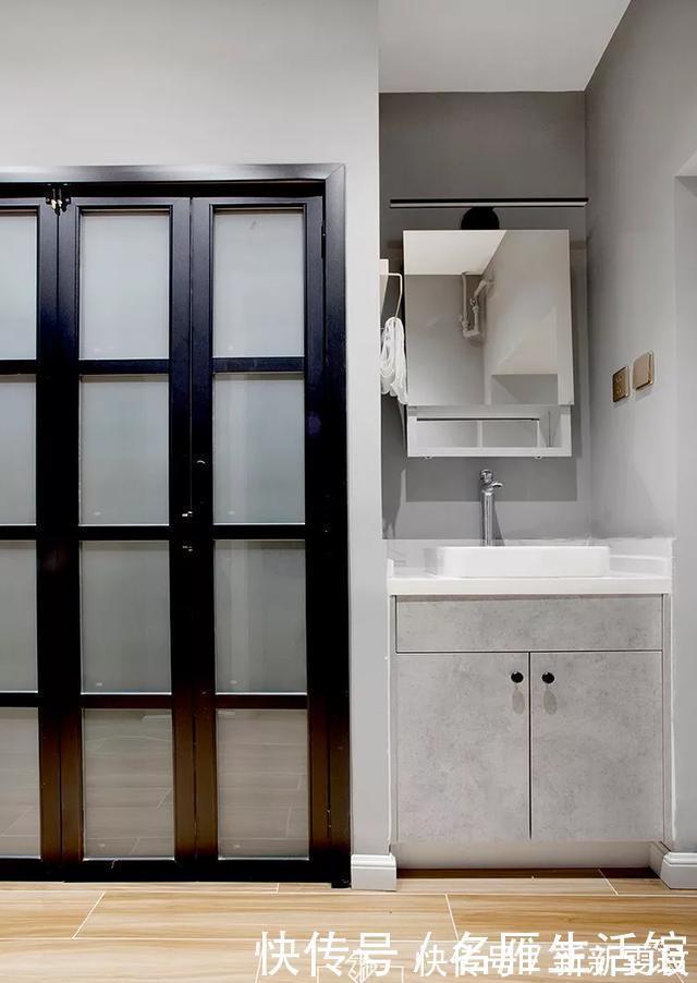 卧室|47㎡一室改两室,进门衣帽间,阳台变次卧,装出来比80㎡还要大