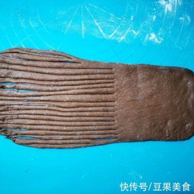 模具|老面法??可可毛线球面包
