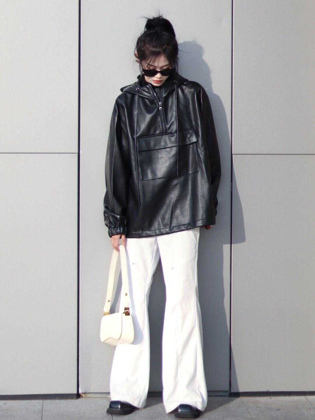 皮衣 冬季穿黑色衣服太枯燥?不妨试试这些搭配方式,帅气酷炫又保暖