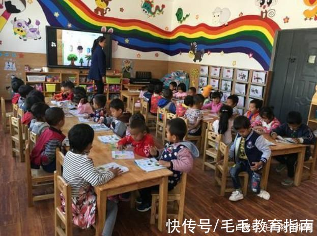 看过这份新学期“缴费单”，家长们不淡定了，二胎真是奢侈品