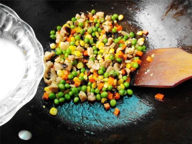 蔬菜|最通便的蔬菜不是芹菜，是它，1周吃3次，排出宿便，大肚腩不见了