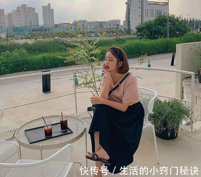 半裙 针织衫 + 3件下装,好看哭了!