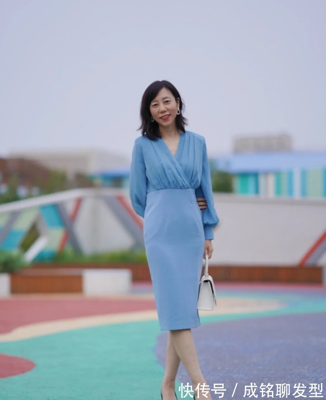 衣柜|中年女人穿衣要“简而精”,学学这位博主的穿搭,优雅知性有品位