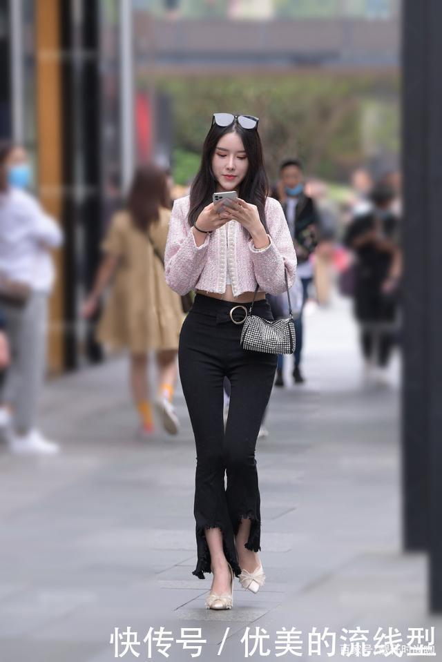 舒适|清新又随意的“棉麻”穿搭,简约舒适,时尚又不失质感