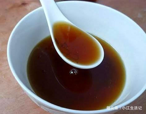 什么柳树皮、花生壳都不如“1种垃圾”，肥效足、叶油绿，易爆盆