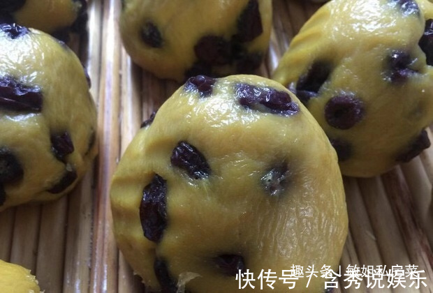 早餐就爱吃此物，不放面粉，不用发面，比馒头香，软糯营养，好吃
