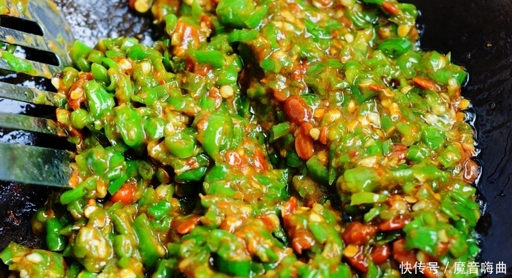 辣椒酱|还在买辣椒酱?教你一招,在家就可以做辣椒酱,好吃又省钱!