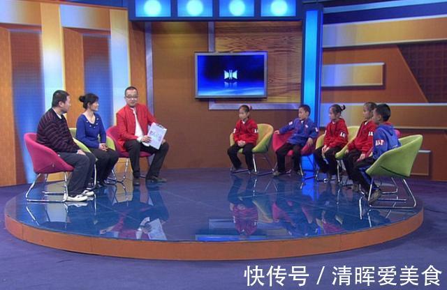 现状|一出生就走红的中国首例五胞胎,如今已满18岁,他们的现状如何?