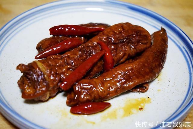 香料|地方美食卤大肠,三个步骤教你清除异味,用对香料巧做诱人肥肠