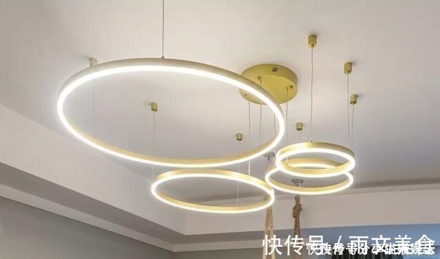 沙发|她家仅65㎡，收纳做到极致，每个空间都吸引着我，太美了！