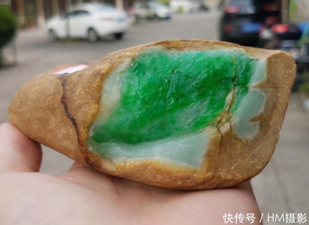 把守|军队一天24小时把守这一条河?竟是因为河中石头价值高过黄金