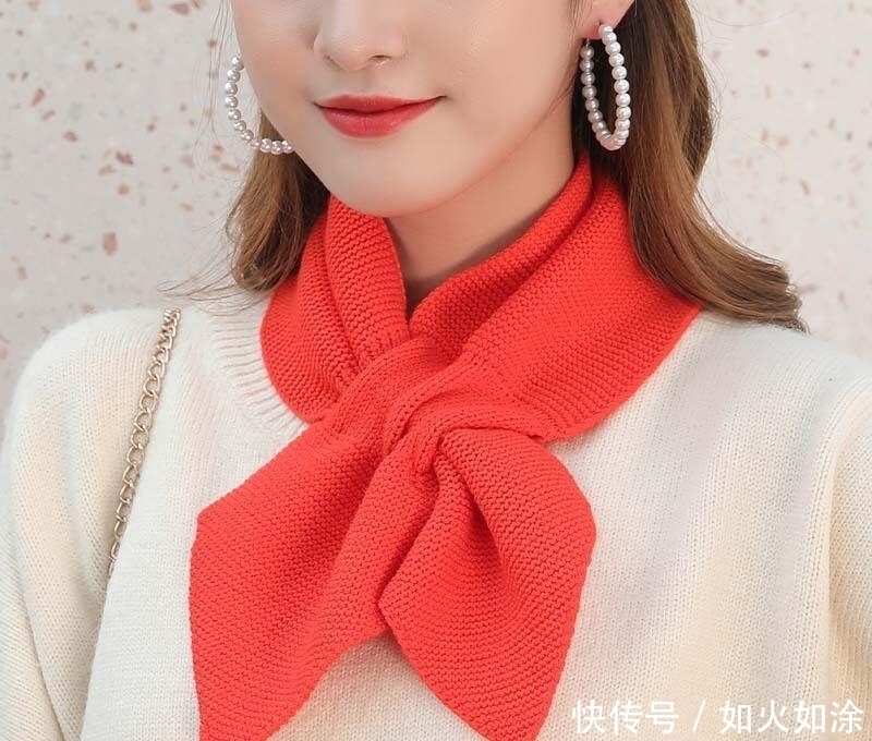 针织|老式围巾过时了,“针织巾”一出!春节戴上很有面子