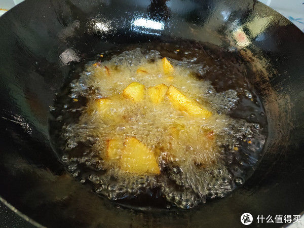 绝配|土豆的绝配,这样做咸鲜回甜特下饭,好吃到喝汤