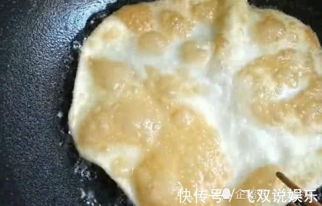 食用盐|最神奇大饼做法，15秒速成，不是煎，不是烙，个个鼓大泡