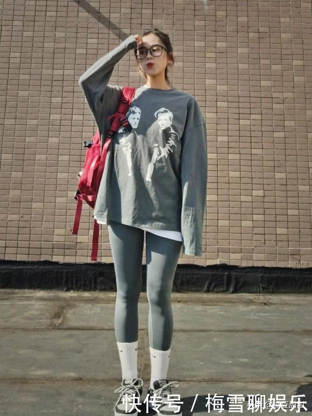 打底裤+运动鞋=入冬最正确的打开方式，时髦保暖，潮人都爱了