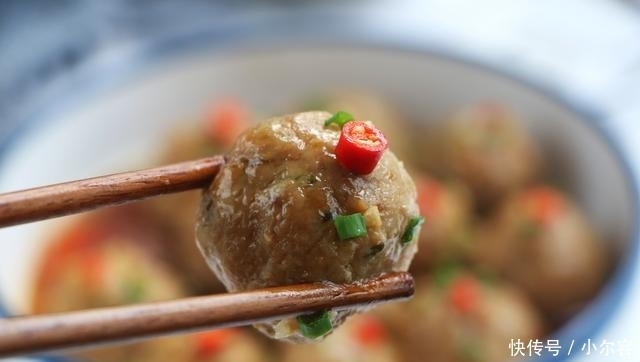  莲藕|每年中秋必做的一道菜，蒸一蒸颜值高上档次，上桌汤汁都不剩！香