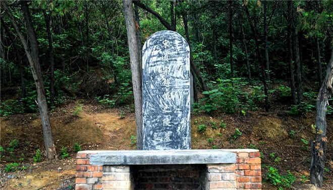 中国|中国最“寒酸”的皇陵,周围杂草丛生,就连盗墓贼懒得光顾!